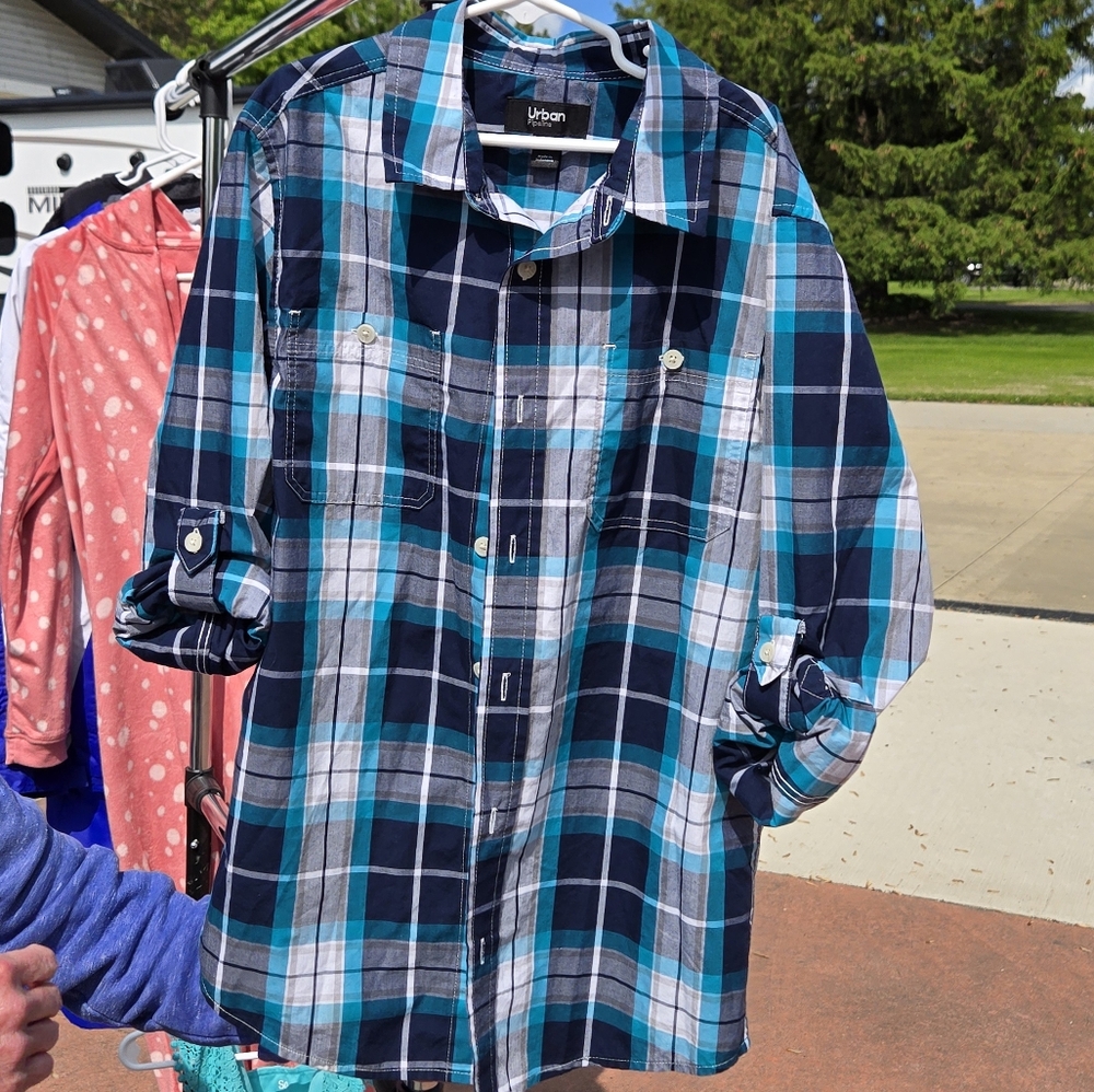 Urban Outfitters Blue and Black Casual Button Down Shirt